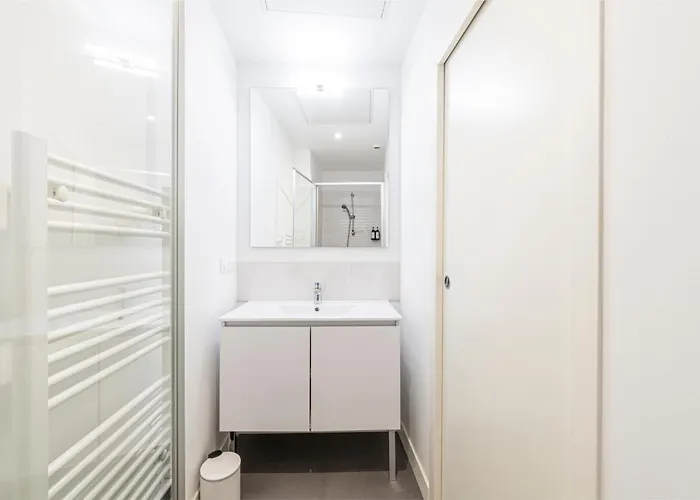 Le Clair De - Centre - Parking Prive Apartmán *